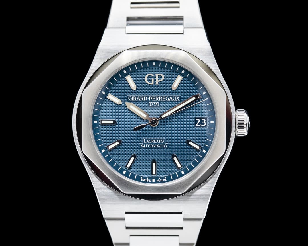 Girard Perregaux Laureato Automatic 42mm SS 