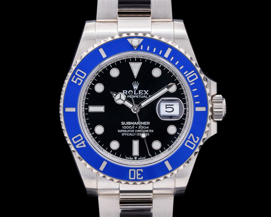 Rolex Submariner Date 126619 18K White Gold Blue Bezel 2023
