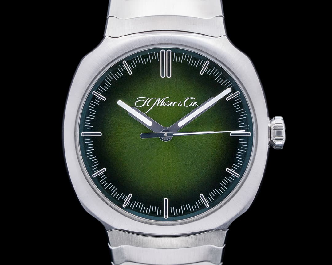 H. Moser and Cie. Moser Streamliner Centre Seconds Green Dial