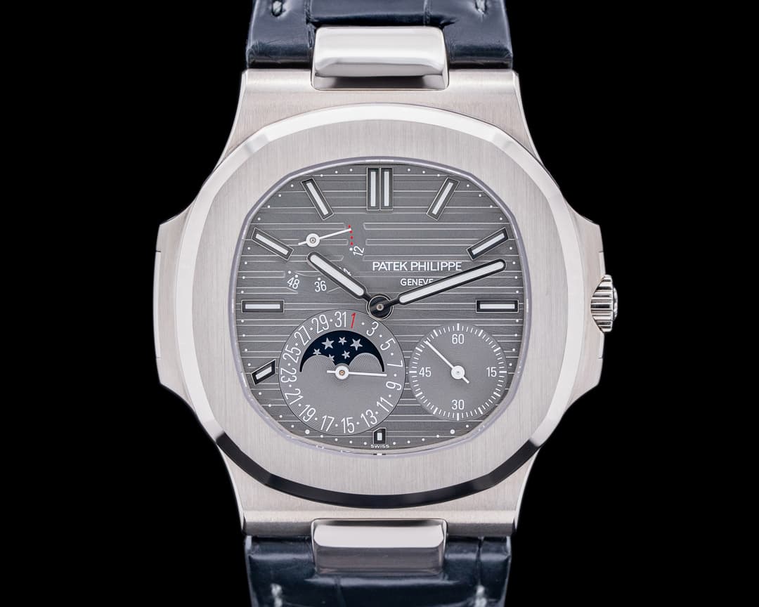 Patek Philippe Nautilus 5712G Power Reserve Moonphase 18K White Gold UNWORN 2023