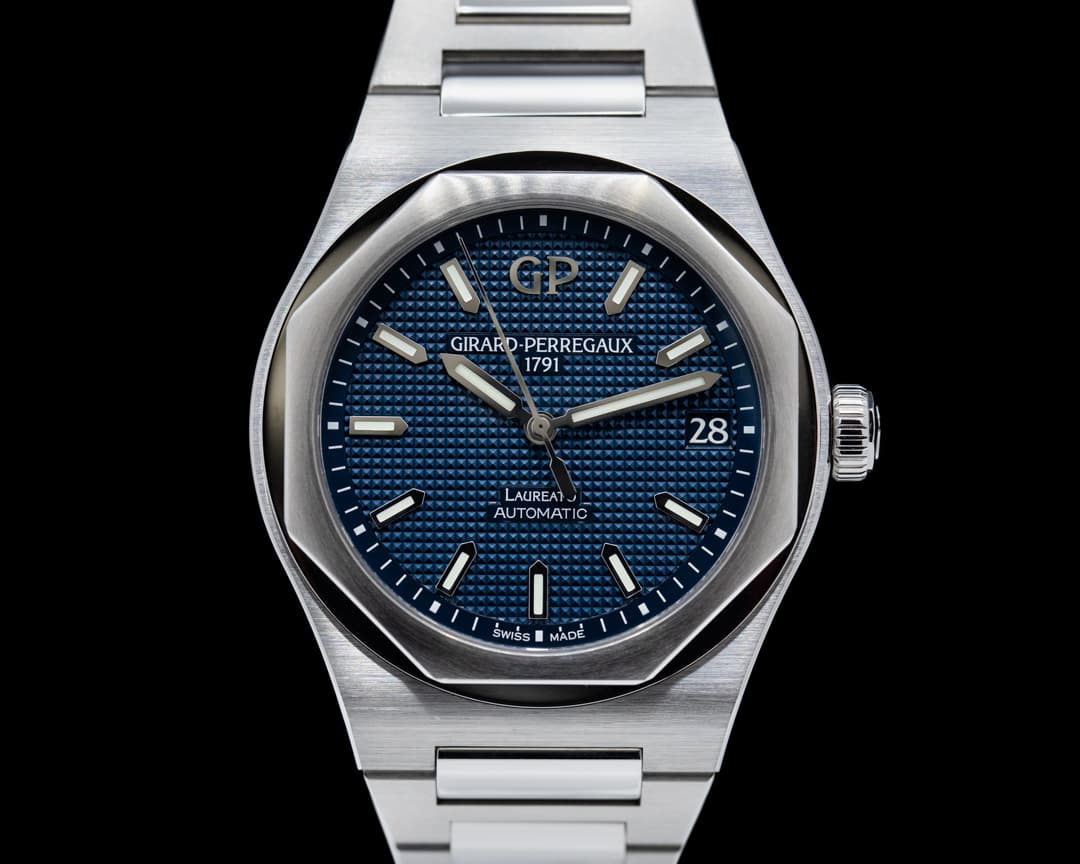 Girard Perregaux Laureato Automatic 42mm SS 