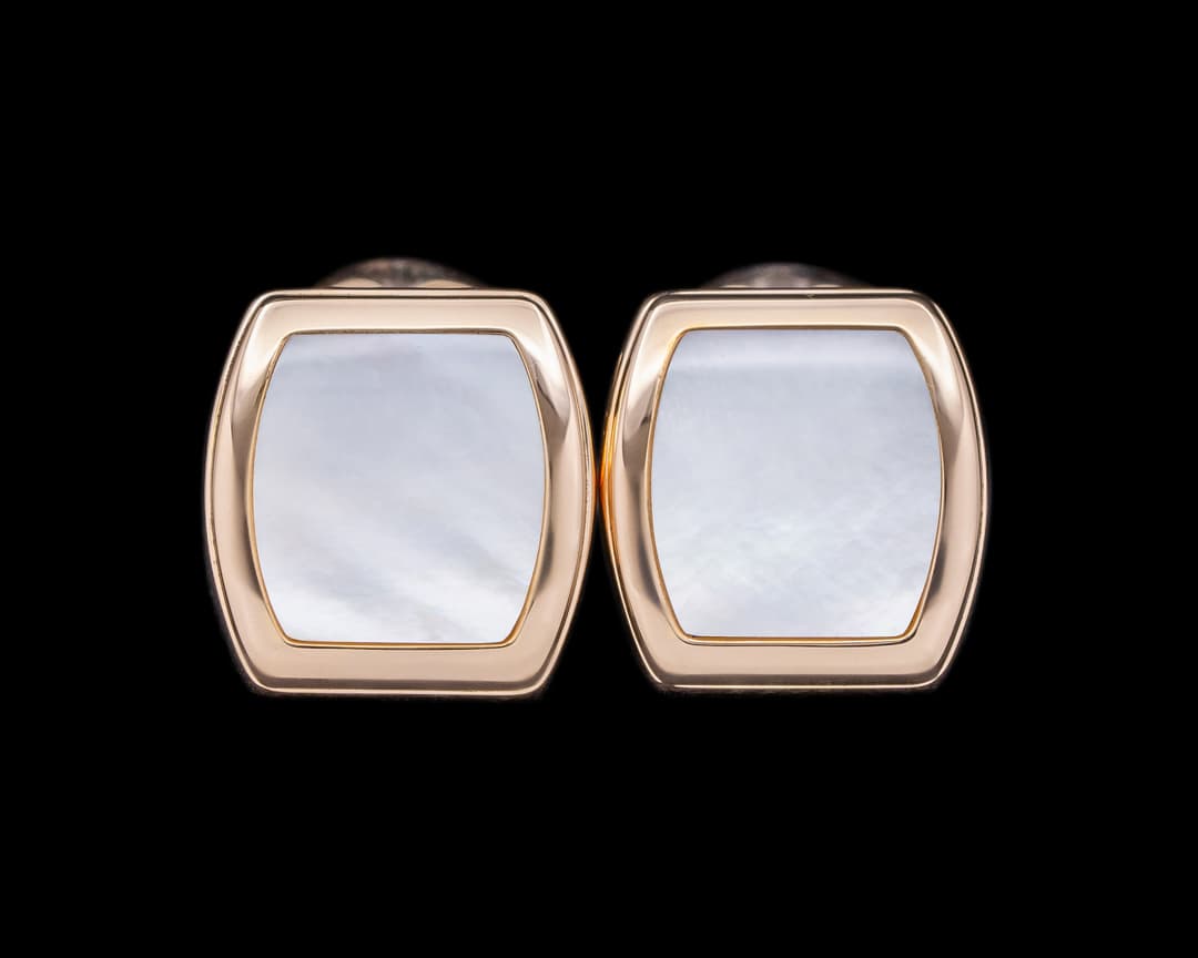 Vacheron Constantin Mens Cufflinks Mother of Pearl 18K YG
