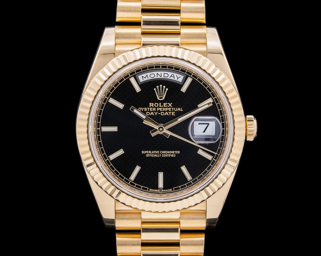 Rolex Day Date Presidential Black Motif Dial / Yellow Gold 40MM 
