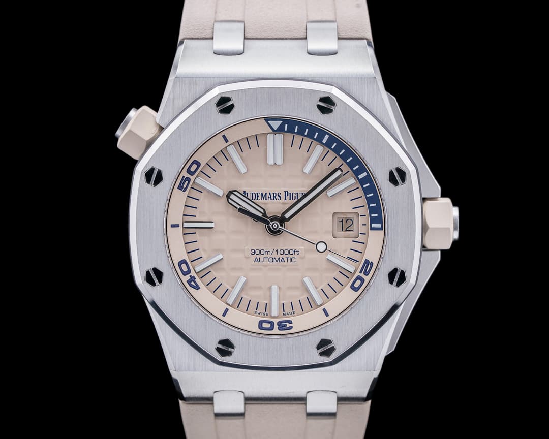 Audemars Piguet Royal Oak Offshore 15710ST Diver Beige RARE