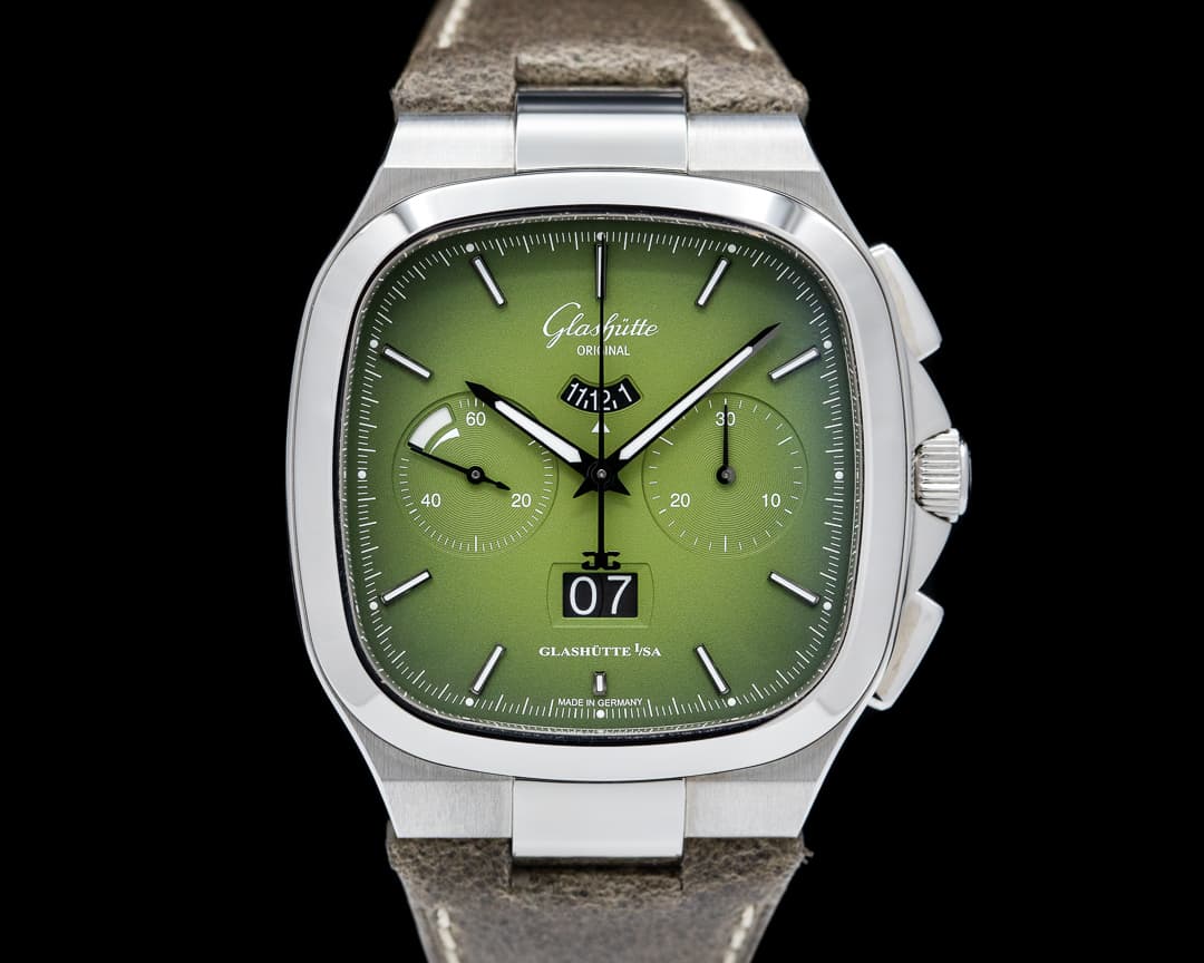Glashutte Original Seventies Chronograph Panorama Date SS Green Dial UNWORN