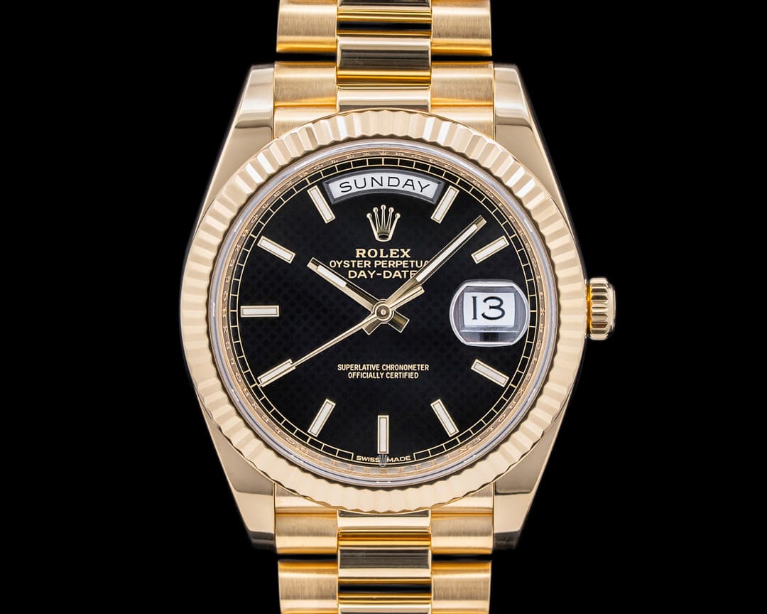 Rolex Day Date Presidential Black Motif Dial / Yellow Gold 40MM 