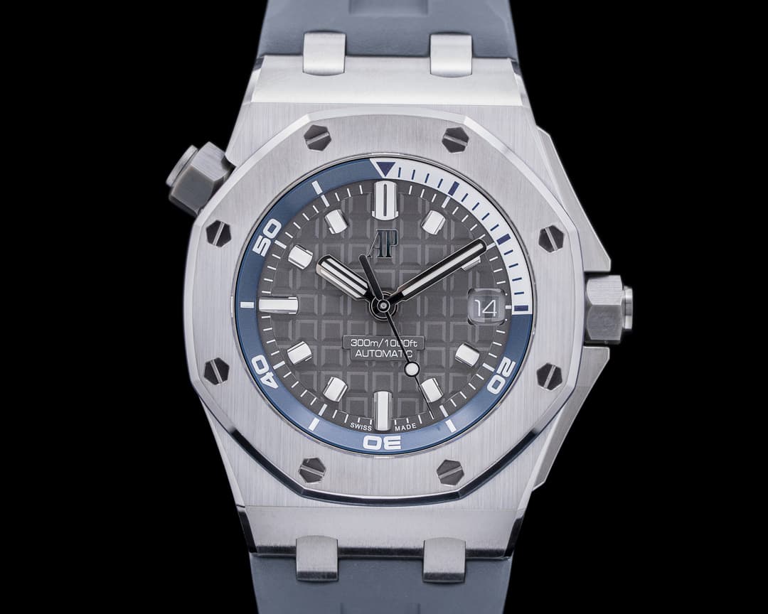 Audemars Piguet Royal Oak Offshore 15720ST Diver Grey Dial