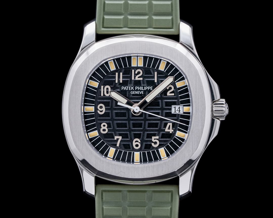 Patek Philippe Aquanaut 5064A Mid Size Quartz SS / Rubber