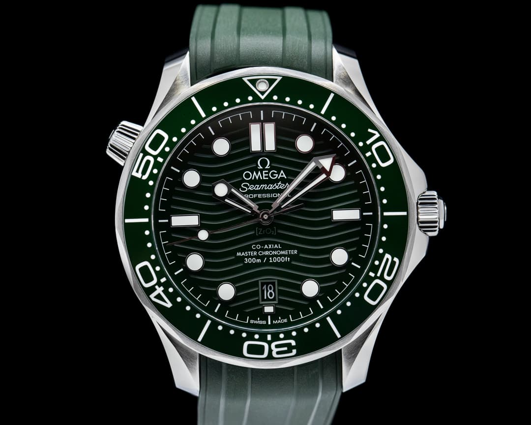 Omega Seamaster Green dial Diver 300M Co-Axial Master Chronometer Ceramic 2023