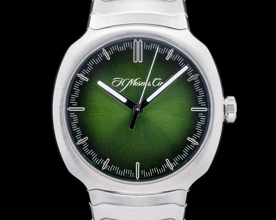 H. Moser and Cie. Moser Streamliner Centre Seconds Green Dial