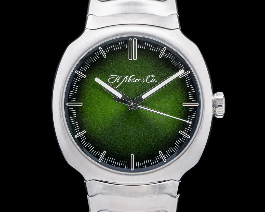 H. Moser and Cie. Moser Streamliner Centre Seconds Green Dial