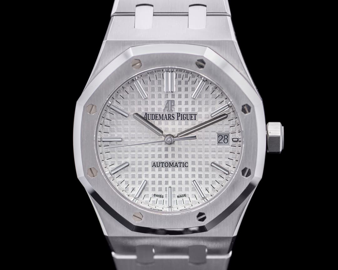 Audemars Piguet Royal Oak 15450ST White Dial SS 37MM 