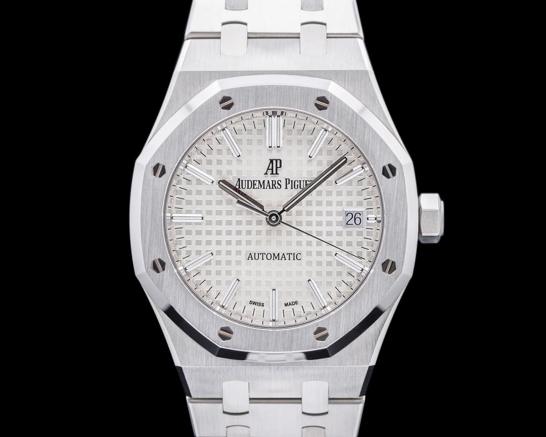 Audemars Piguet Royal Oak 15450ST White Dial SS 37MM 