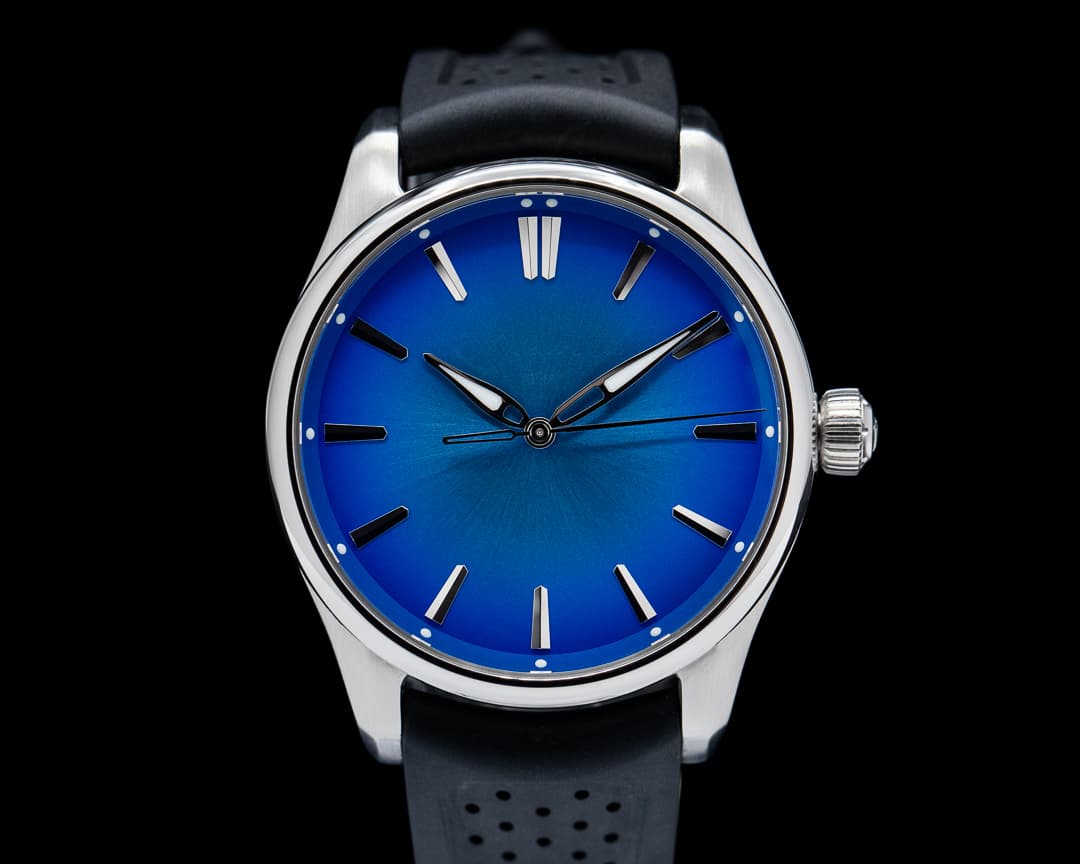 H. Moser & Cie. Pioneer Center Seconds Arctic Blue Fume UNWORN