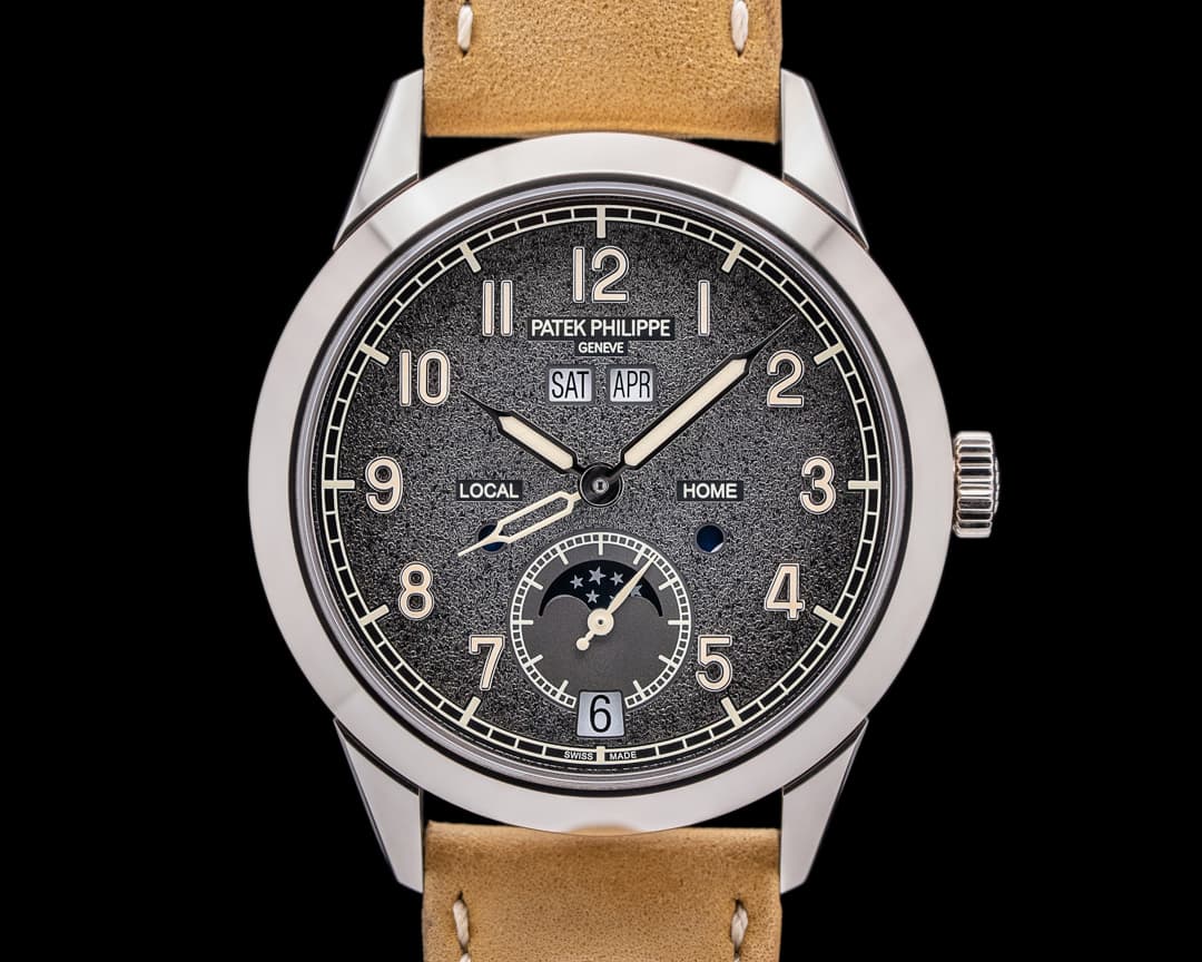 Patek Philippe Calatrava Annual Calendar Travel Time 5326G White Gold 