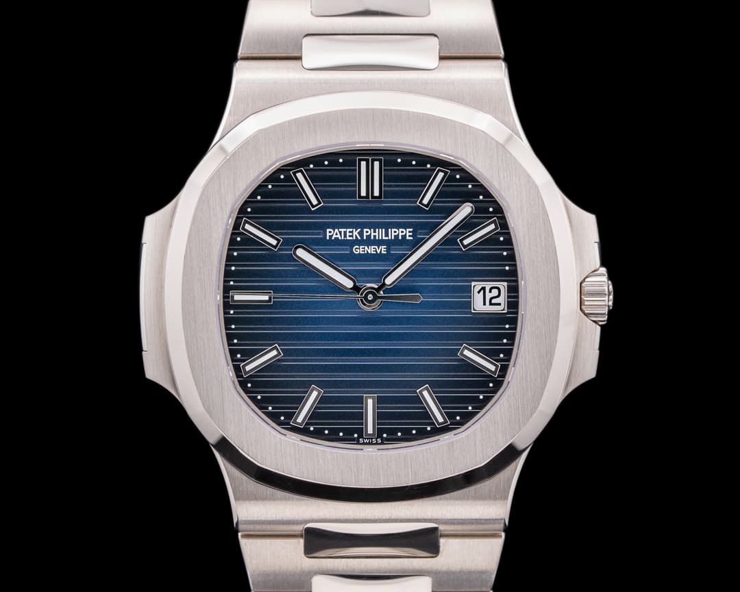 Patek Philippe Jumbo Nautilus 5811/1G Blue Dial White Gold 2023