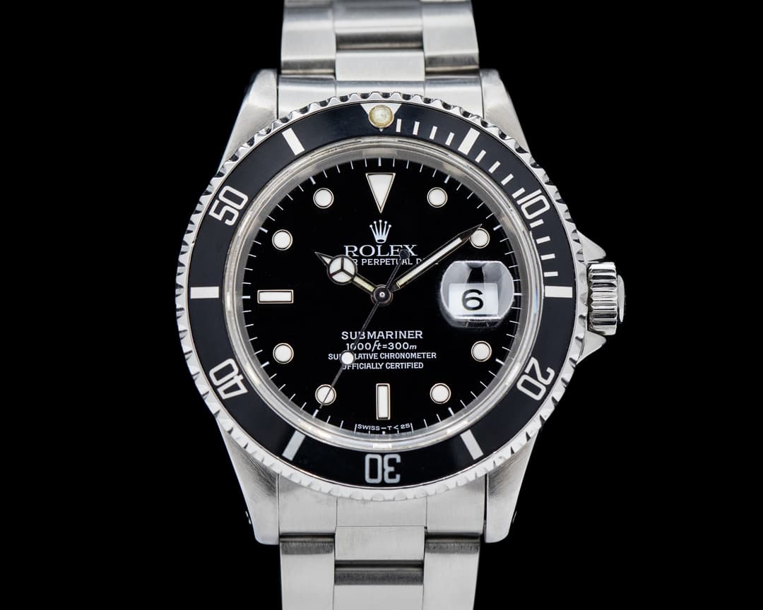 Rolex Submariner SS Black Dial Circa 1993 Box & Papers