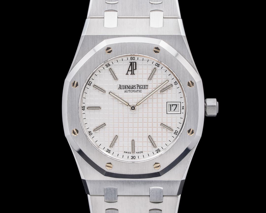 Audemars Piguet Royal Oak 15202 Jumbo White Dial VERY SHARP !!