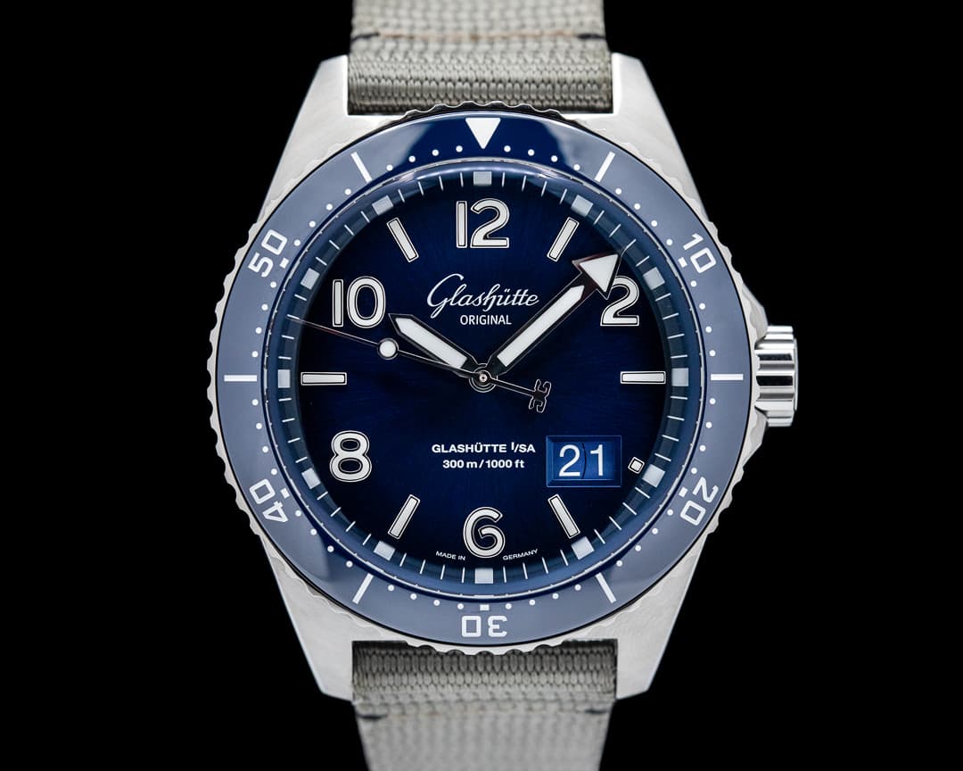 Glashutte Original SeaQ Panorama Date Blue Dial SS 