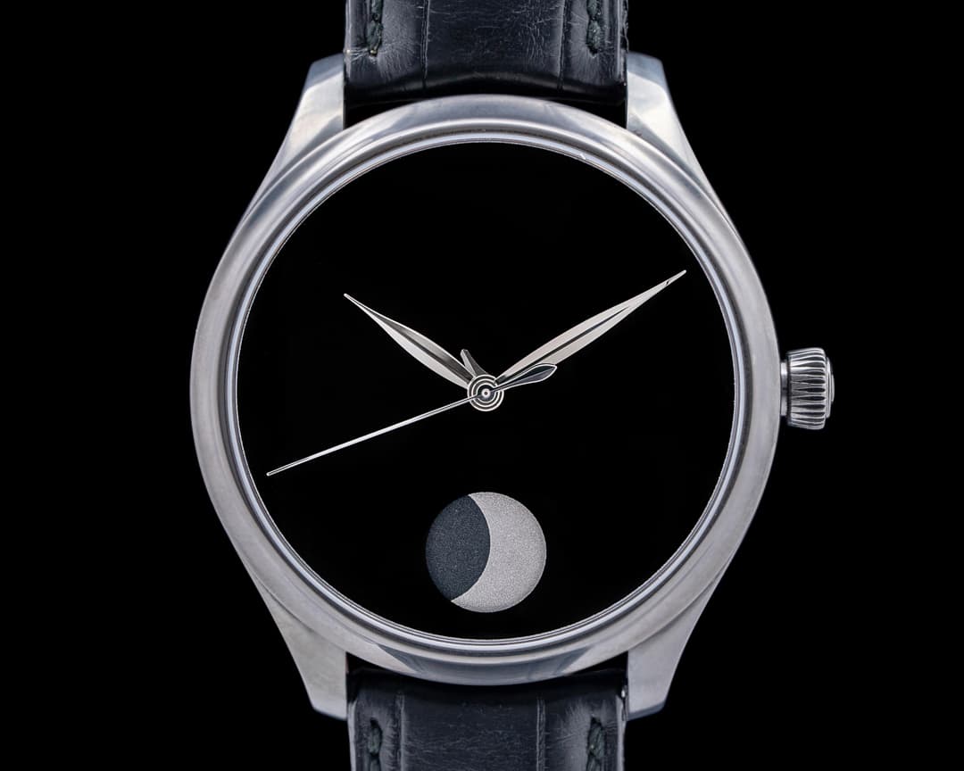 H. Moser and Cie. Endeavour Perpetual Moon Concept SS VANTABLACK LE