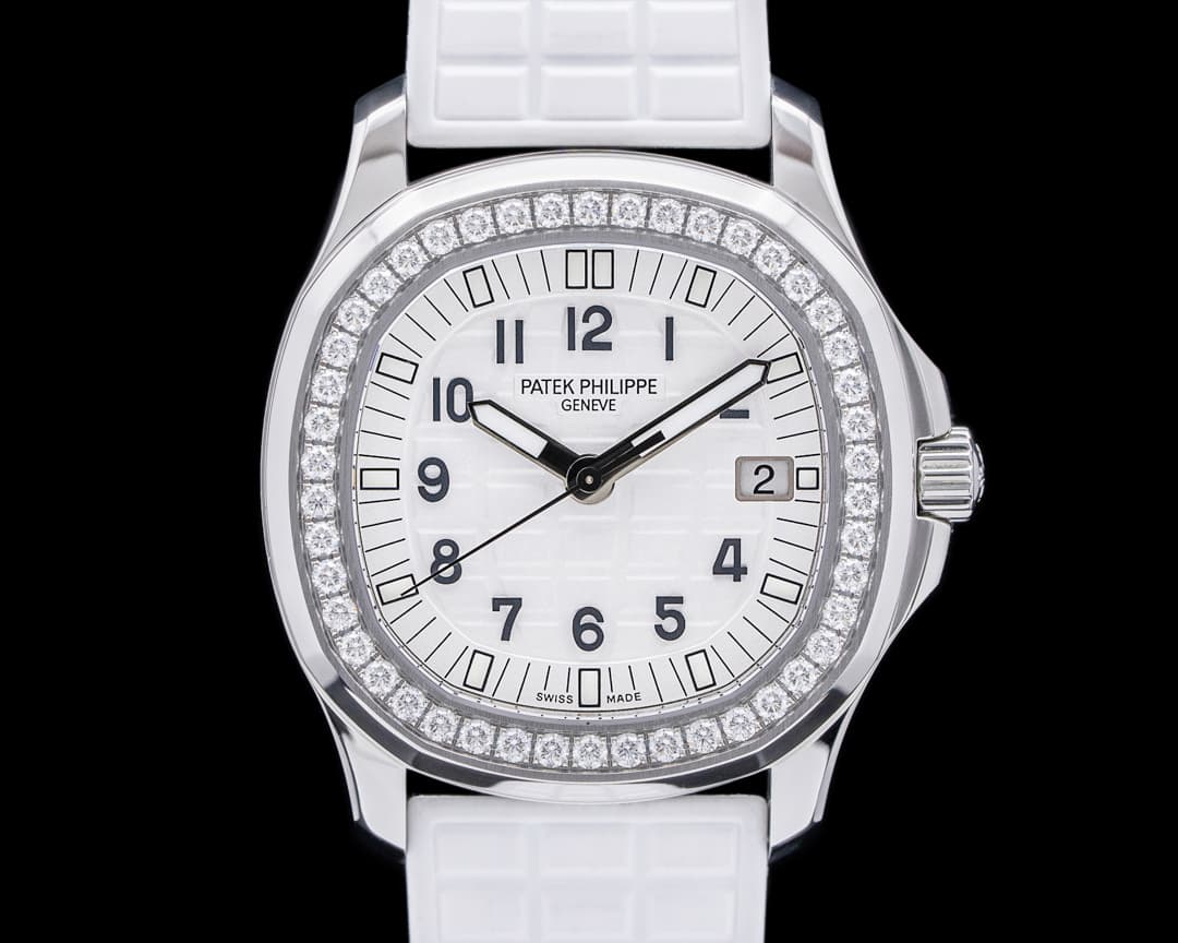 Patek Philippe Aquanaut 5067A Ladies Luce SS White