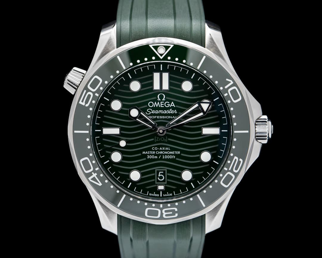 Omega Seamaster Diver 300M Co-Axial Master Chronometer SS / SS Green Dial