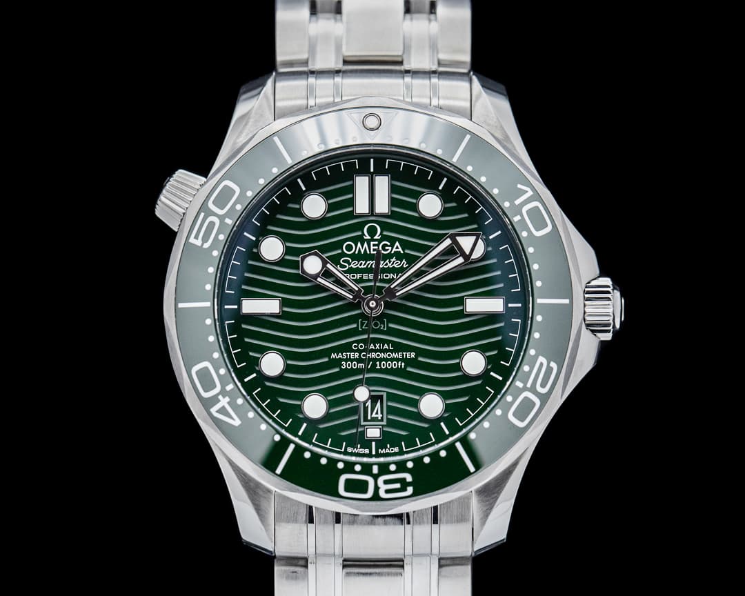 Omega Seamaster Diver 300M Co-Axial Master Chronometer SS / SS Green Dial / Gr