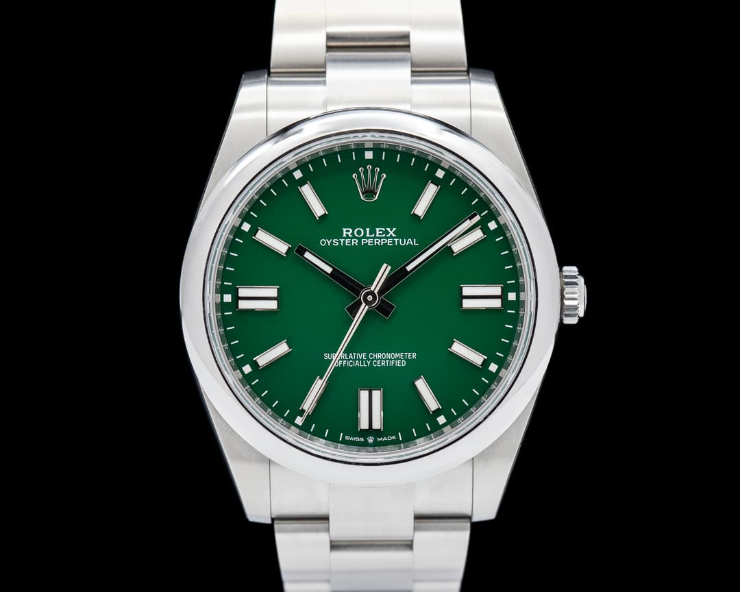 Rolex Oyster Perpetual 124300 41mm SS / Green Dial UNWORN