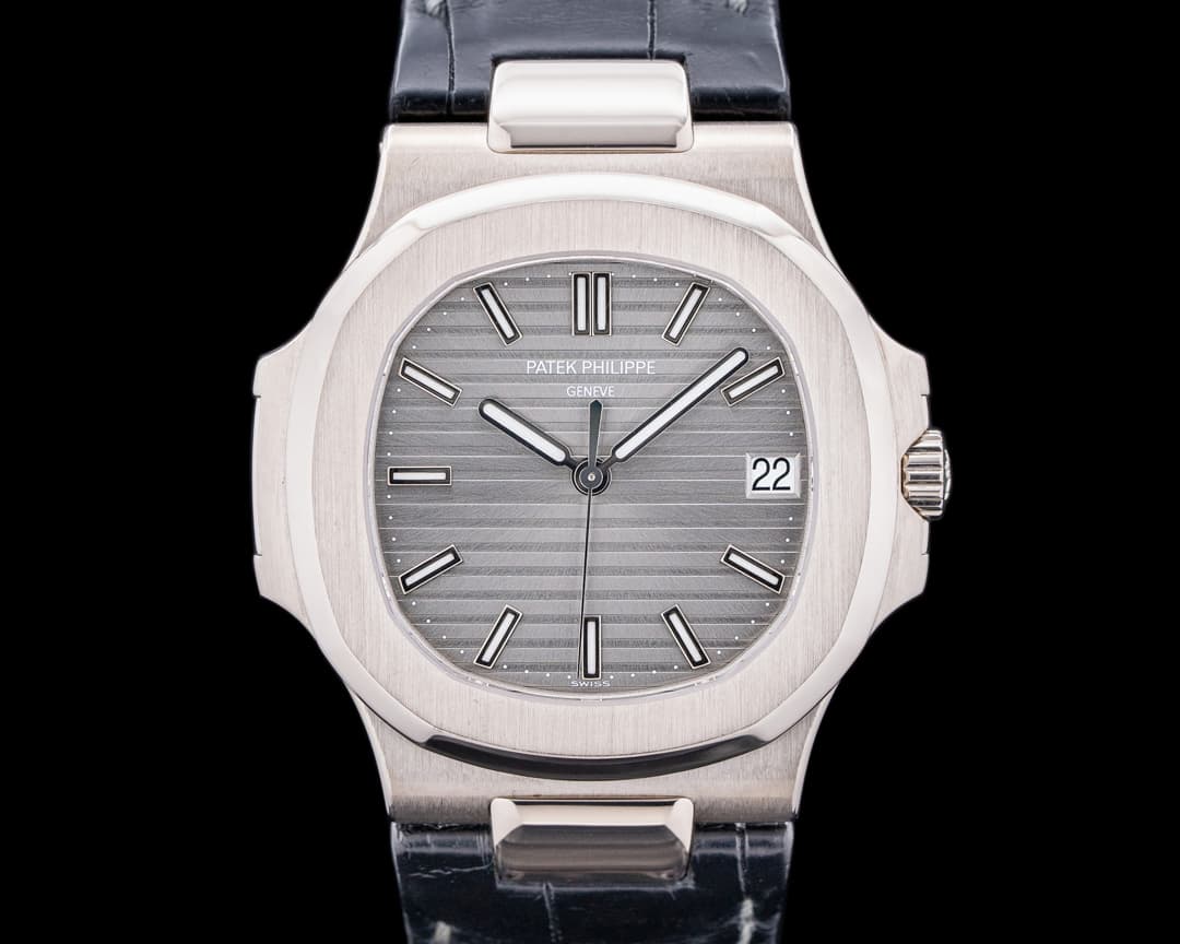 Patek Philippe Nautilus Jumbo 5711G Grey Dial 18K White Gold
