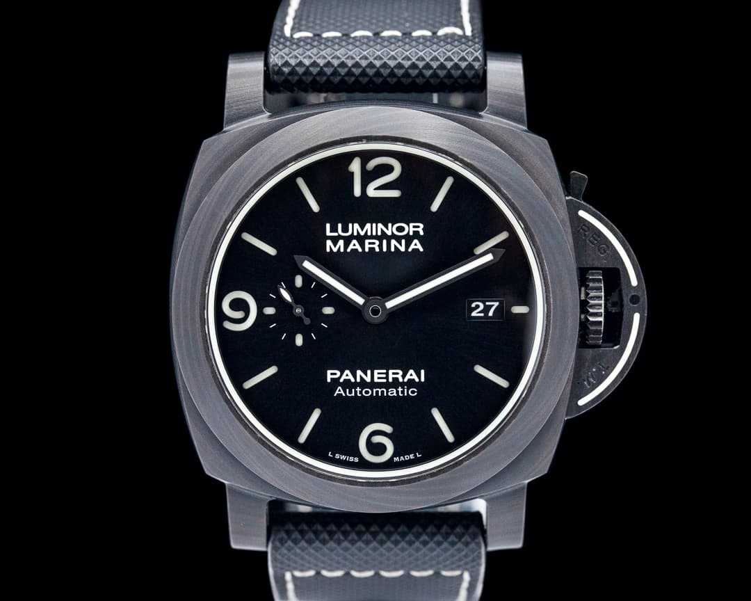 Panerai Luminor Marina Carbotech 44MM PAM01118 LIMITED