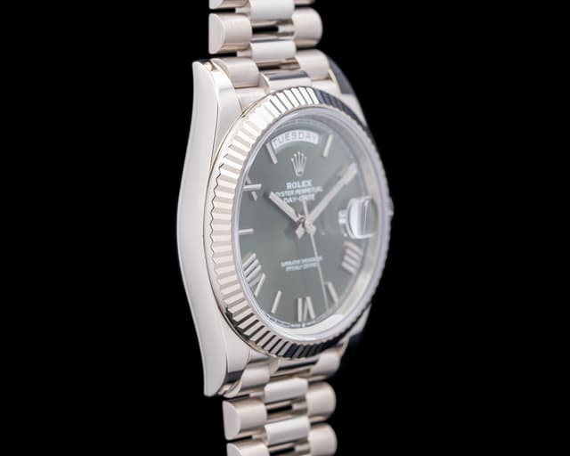 Rolex Day Date 228239 President 18K White Gold Olive Green Dial 40MM ...