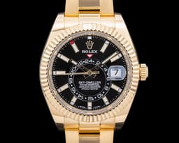 Sky Dweller 18K Yellow Gold / Black Dial