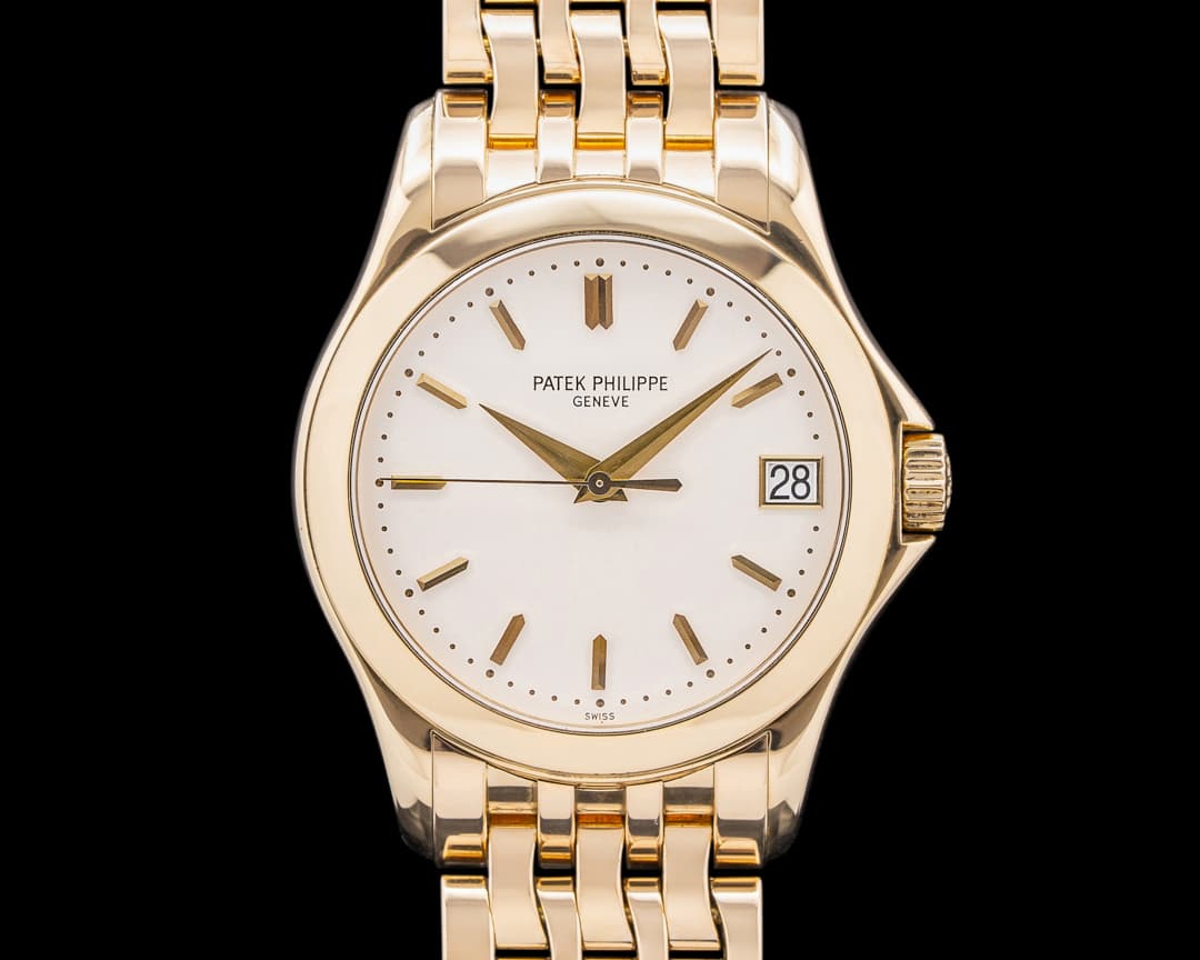 Patek Philippe Calatrava 5107/1J Automatic 18K Yellow Gold / Bracelet