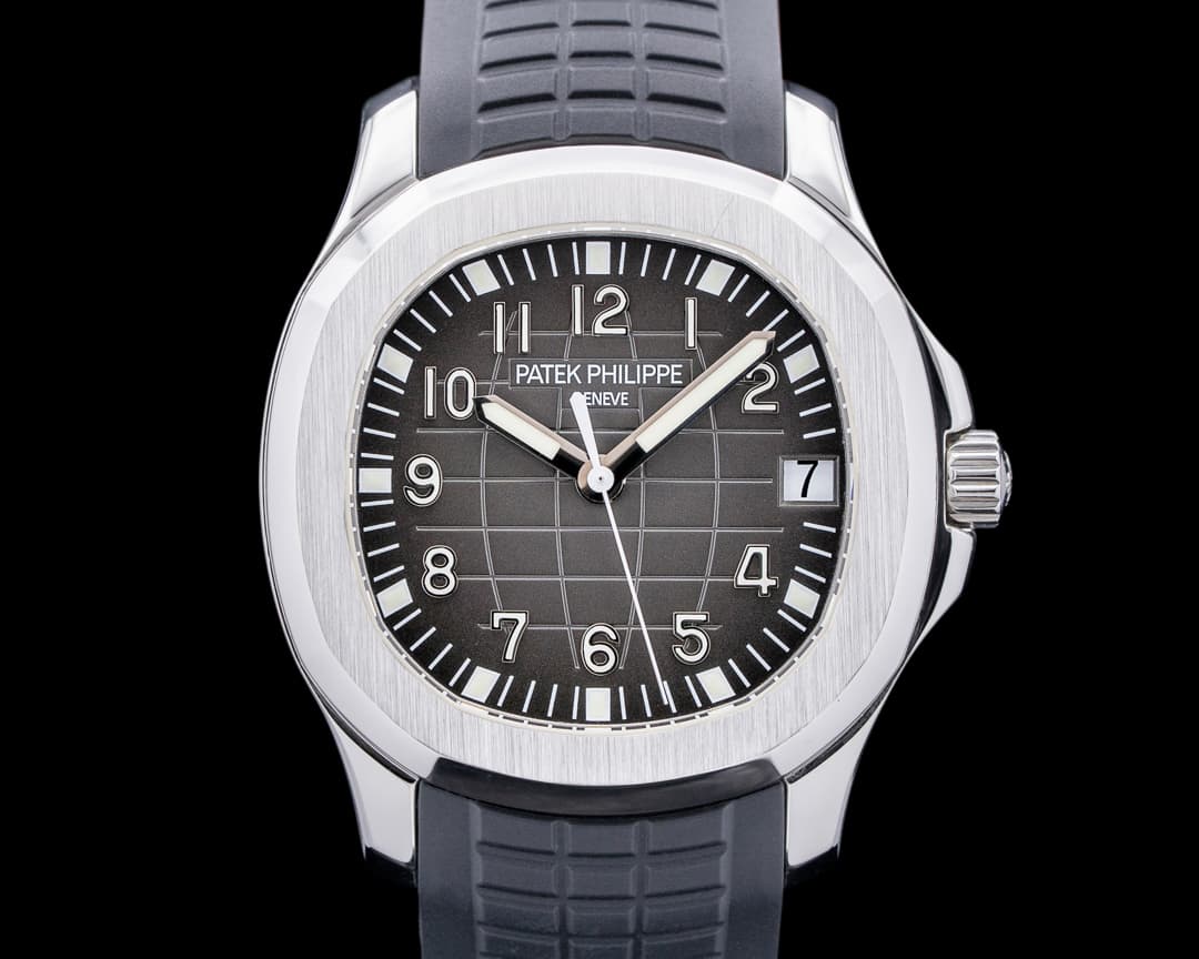 Patek Philippe Aquanaut 5165A Mid Size RARE
