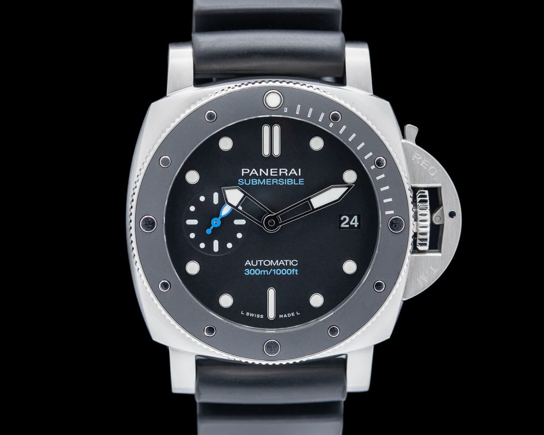 Panerai Luminor Submersible 42 3 Days Automatic SS Black Dial