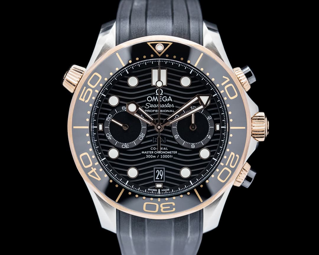 Omega Seamaster Diver 300M Chronograph SS / 18K Sedna Gold Black Dial