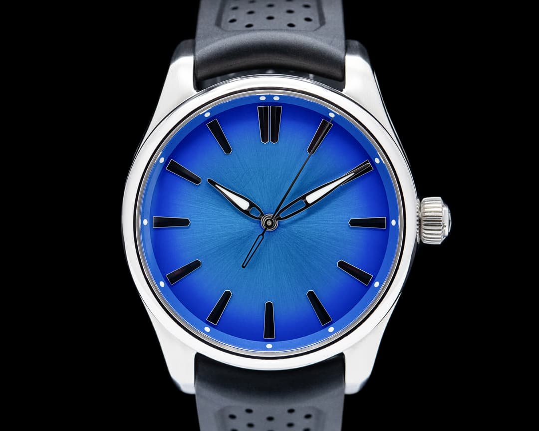 H. Moser & Cie. Pioneer Center Seconds SS Arctic Blue Fume Dial