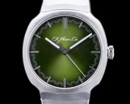Streamliner Centre Seconds SS Green Dial
