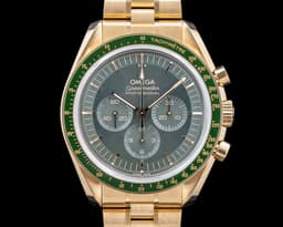 Speedmaster Moonwatch Professional "Moonshine" 18K YG Green Dial