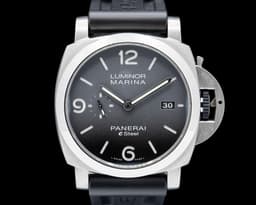 Luminor Marina Grigio Roccia SS LIMITED