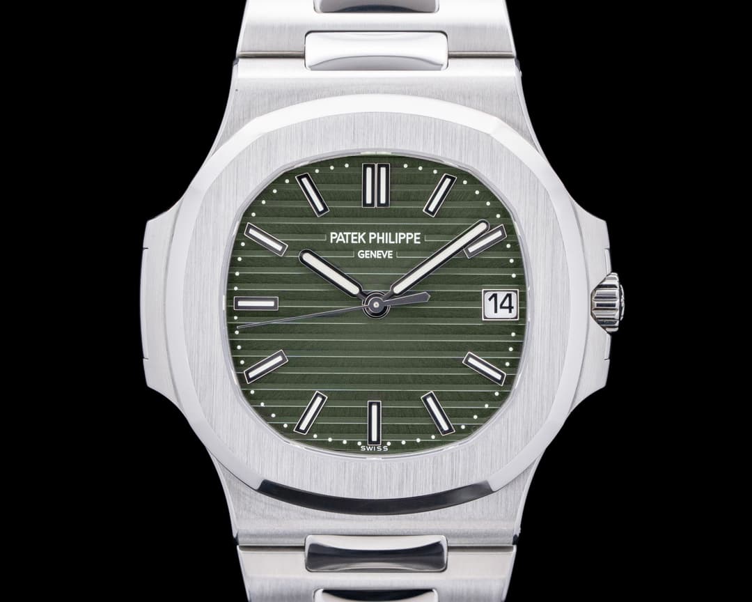 Patek Philippe 5711/1A-014 Nautilus SS Green Olive Dial UNWORN