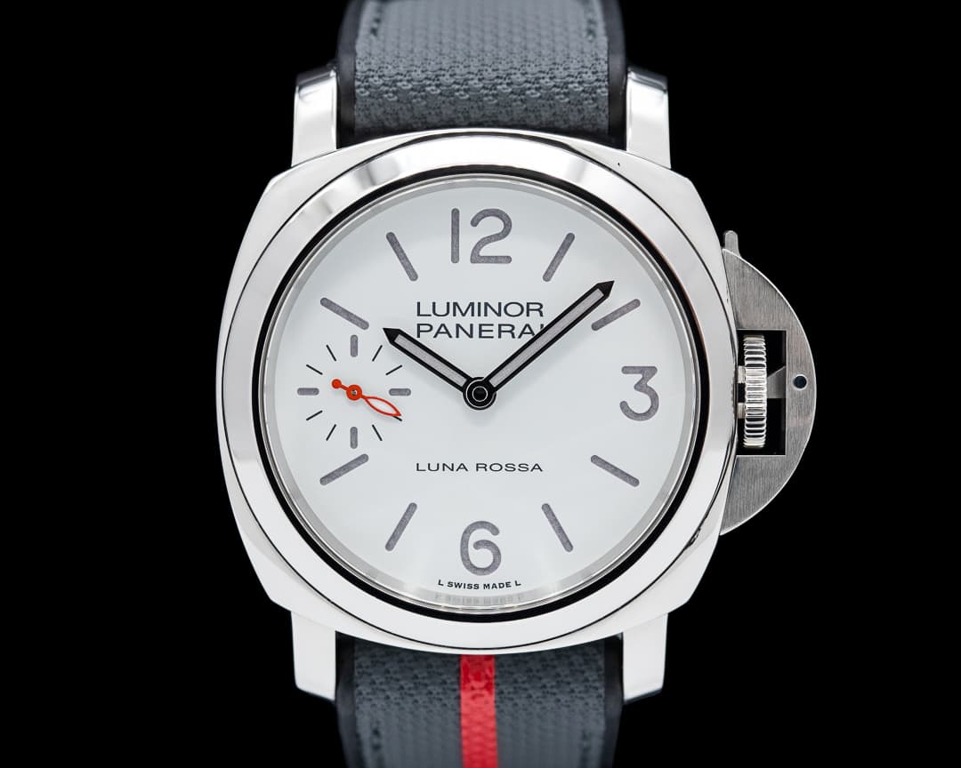 Panerai Luminor Luna Rossa PAM01342 SS White Dial