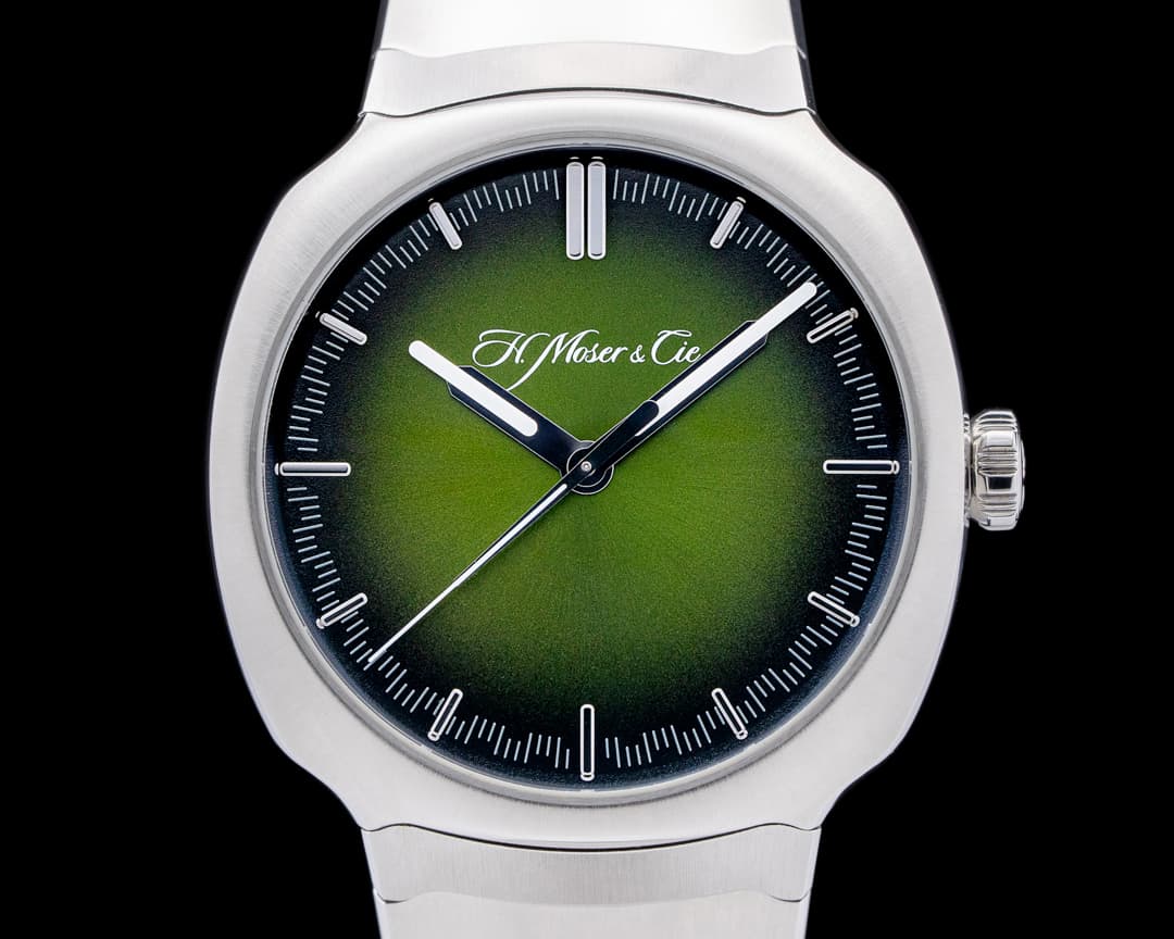 H. Moser and Cie. Streamliner Centre Seconds SS Green Dial