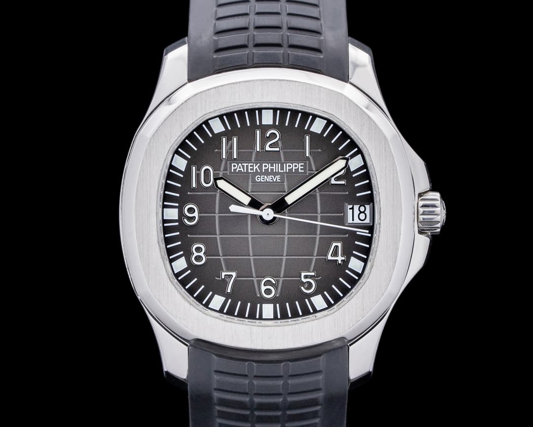 Patek Philippe Aquanaut 5165A Mid Size RARE