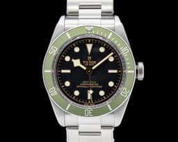 Heritage Black Bay Harrods Green SS