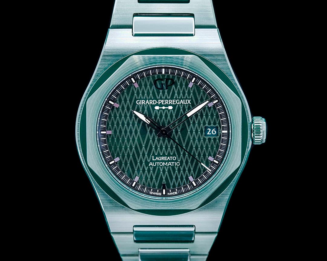 Girard Perregaux 81005 Laureato Aston Martin Green Ceramic Green Dial 2024 LIMITED