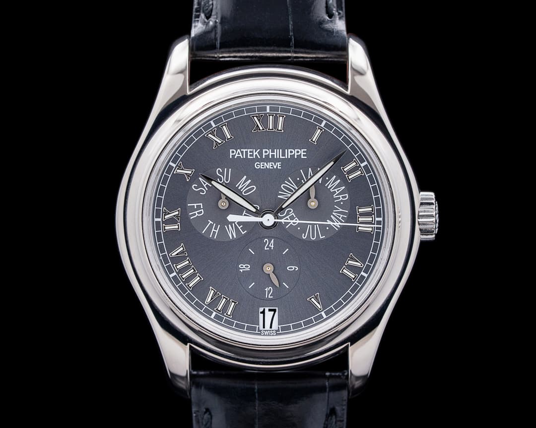 Patek Philippe 5035G-017 Annual Calendar White Gold Gray Roman Dial