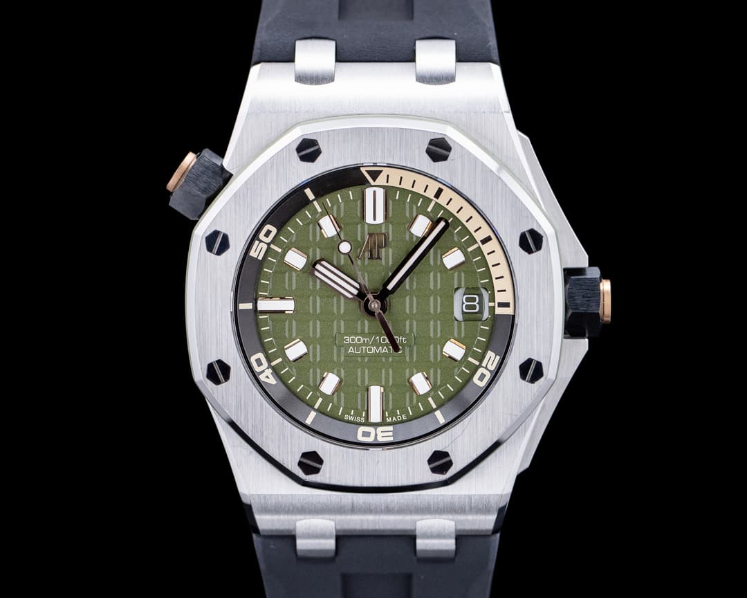 Audemars Piguet 15720ST Royal Oak Offshore Diver SS Khaki Green Dial
