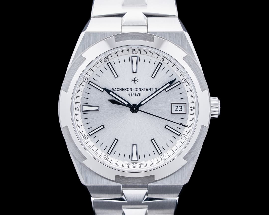 Vacheron Constantin 4520V Overseas Self Winding SS Silver Dial 2024