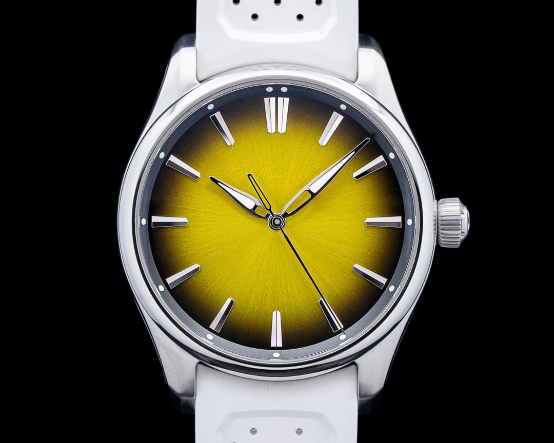H. Moser and Cie. Pioneer Centre Seconds Sunny Side Up SS Yellow Fume Dial 2025